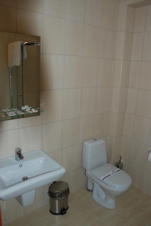Shato Paradis Hotel Irpin Quarto foto
